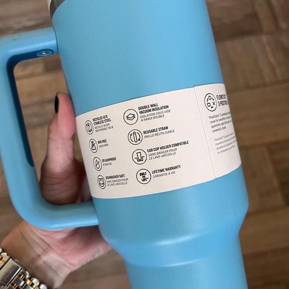 Stanley 40 oz. Quencher H2.0 tumbler in pool - Picture 7 of 7